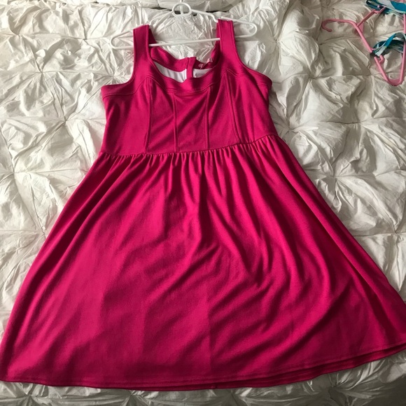 Lilly Pulitzer Dresses & Skirts - Hot pink Lilly Pulitzer dress